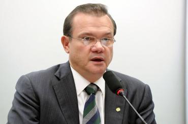 Senador Wellington Fagundes é o único de Mato Grosso que apoia PEC da blindagem