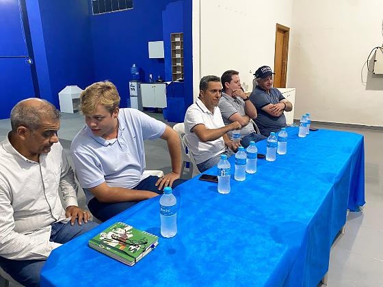 Prefeito Paulistinha e o deputado Dilmar Dal Bosco participaram de reunião