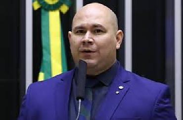 Salário de R$ 52,9 mil