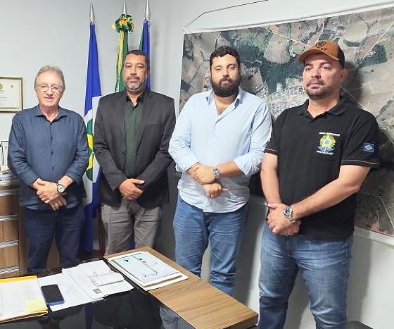 Osmar recebe novo delegado delegado regional