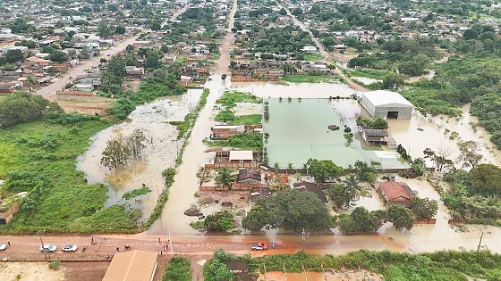 Área urbana de Guarantã do Norte completamente alagada, causando grandes prejuízos aos moradores